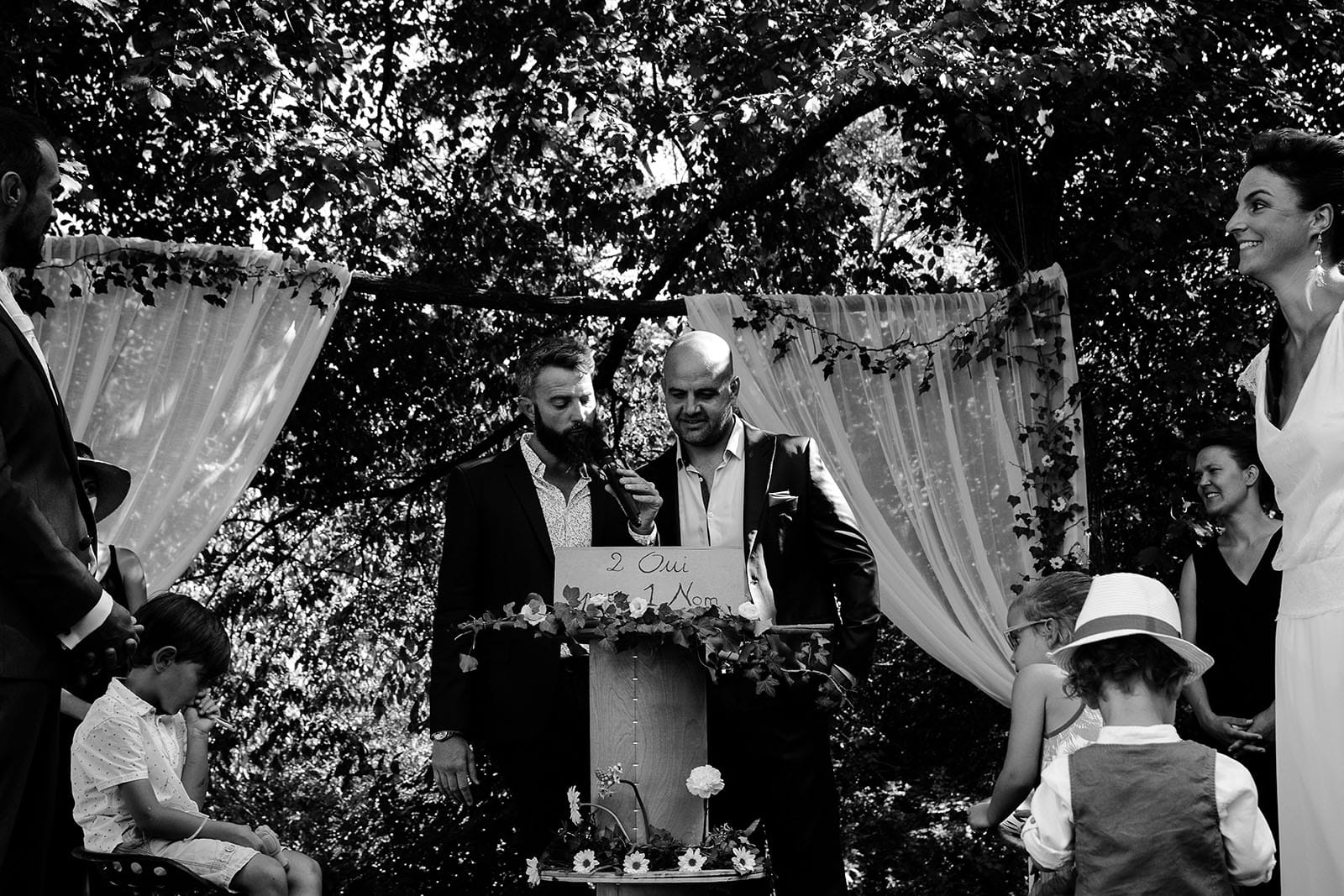 photographe de mariage Saint Etienne émotion joie bonheur cérémonie laique mariage champêtre