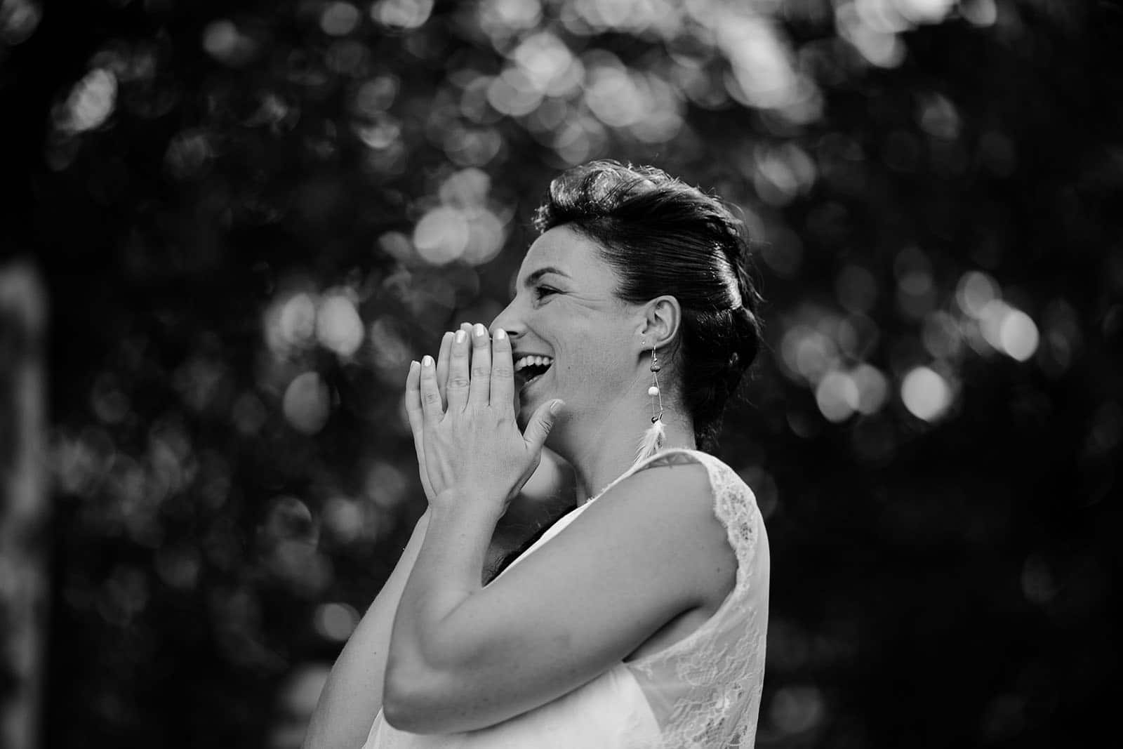 photographe de mariage Saint Etienne émotion joie bonheur cérémonie laique mariage champêtre