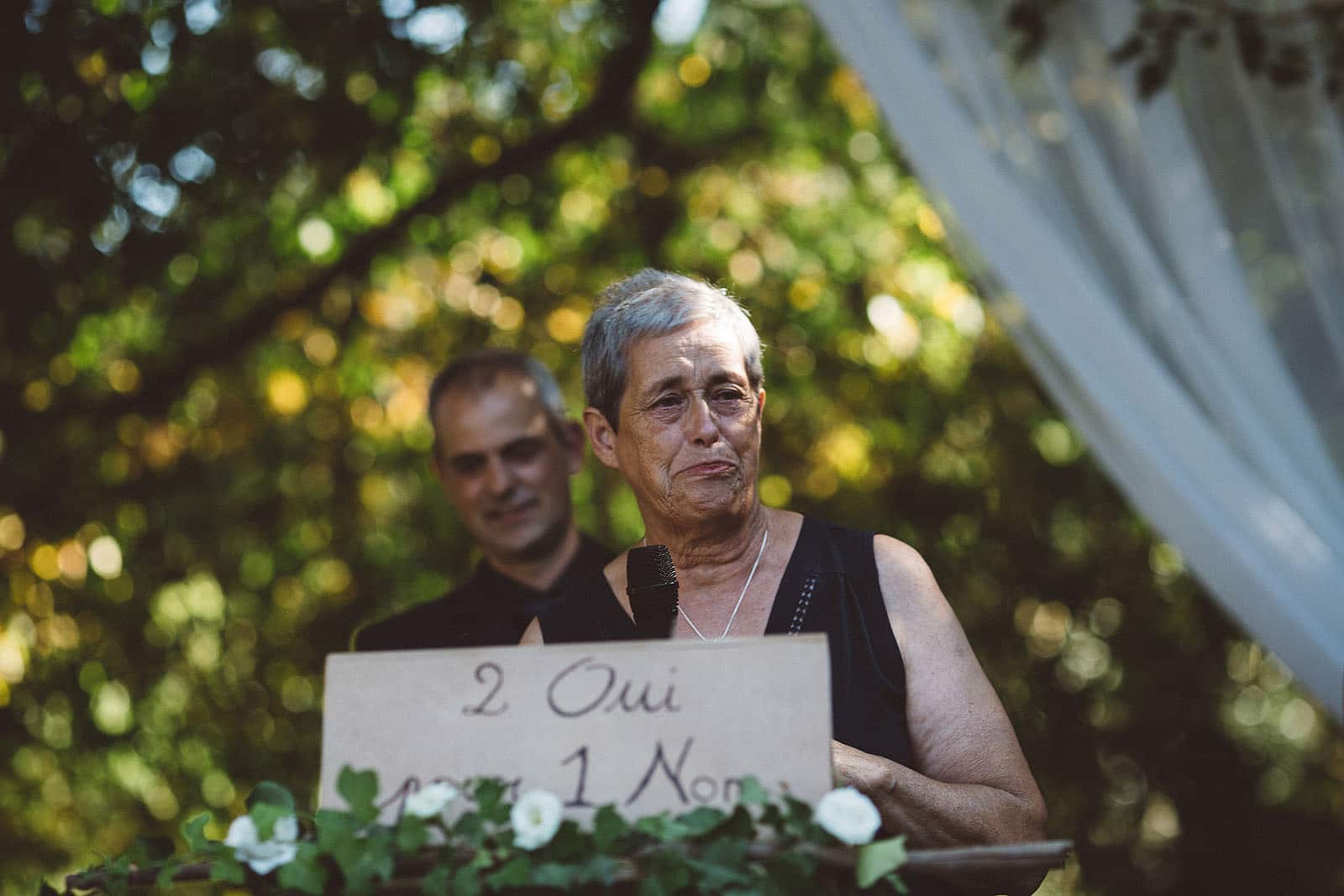 photographe de mariage Saint Etienne émotion joie bonheur cérémonie laique mariage champêtre