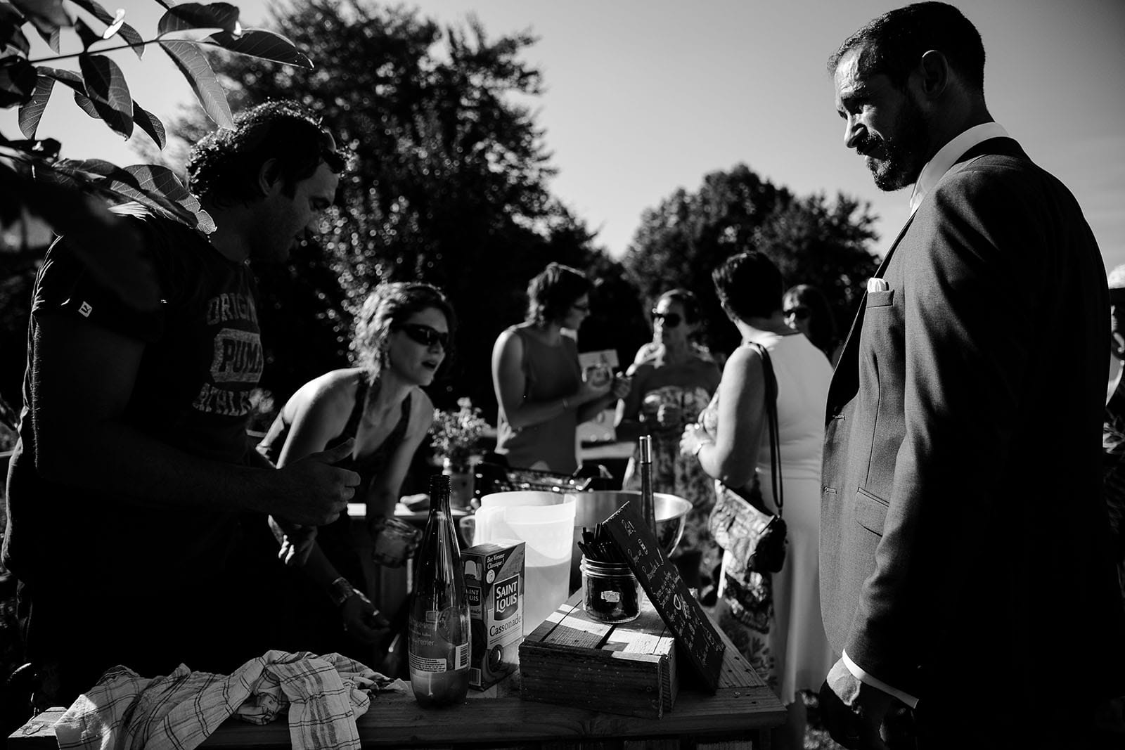 photographe de mariage Saint Etienne émotion joie bonheur noir et blanc