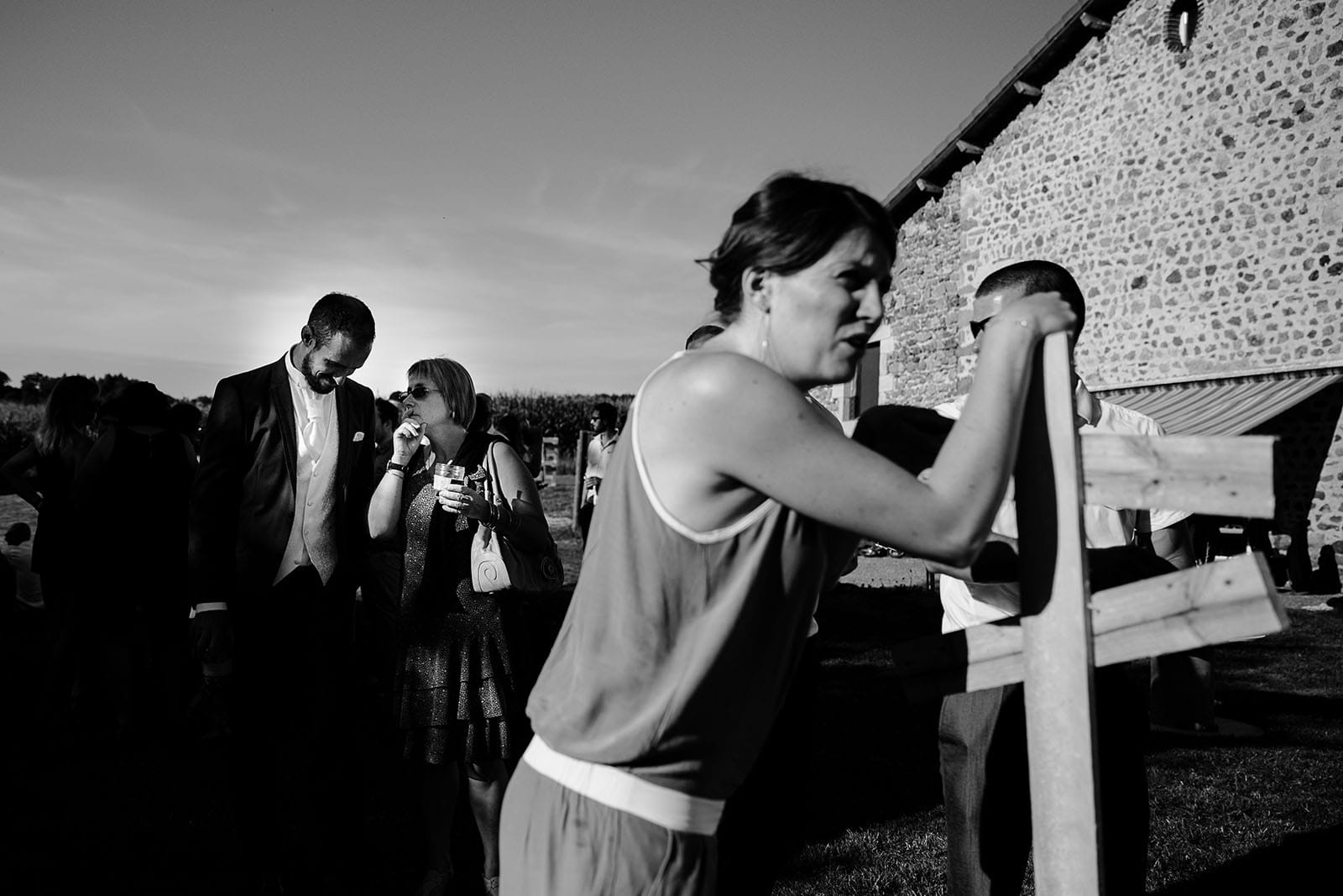 photographe de mariage Saint Etienne émotion joie bonheur noir et blanc