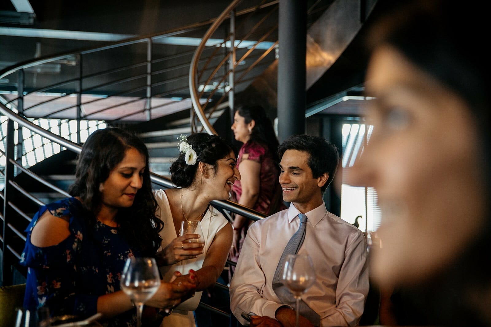 Photographe de mariage intime Paris Puteaux