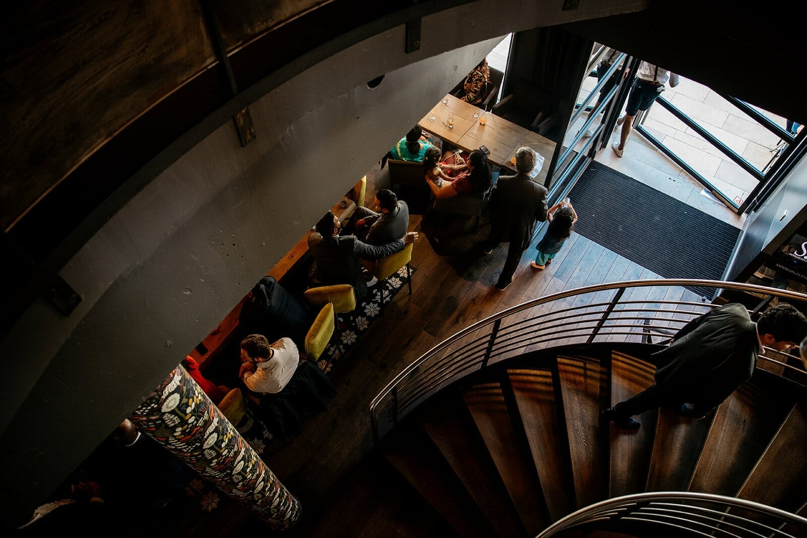 Photographe de mariage intime Paris Puteaux