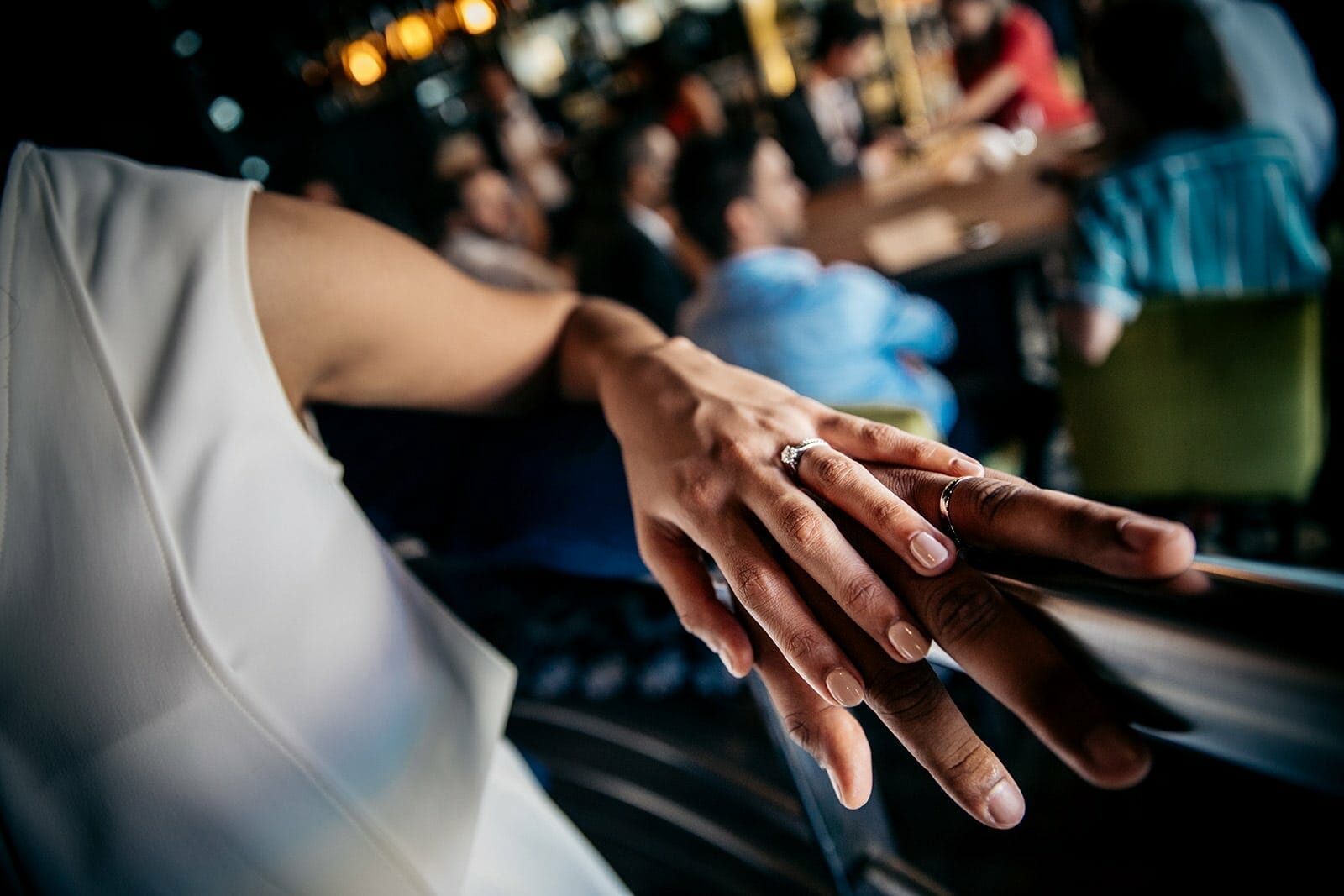 Photographe de mariage intime Paris Puteaux