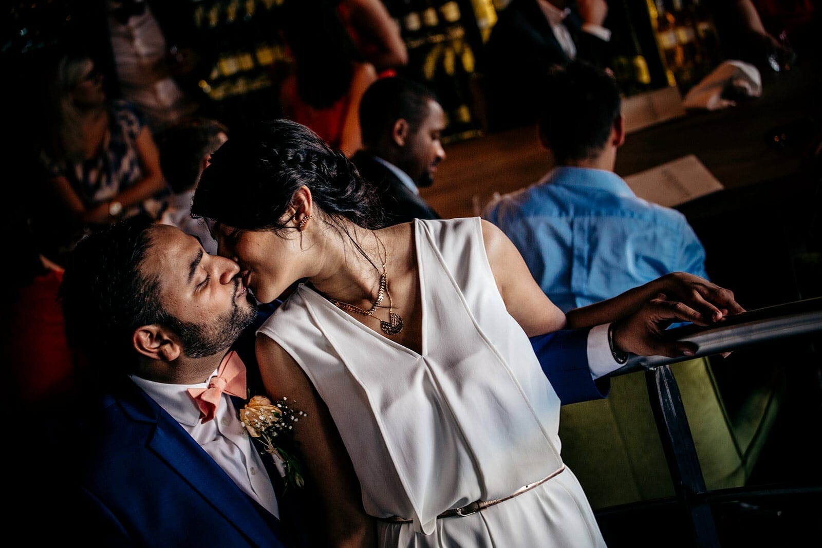 Photographe de mariage intime Paris Puteaux