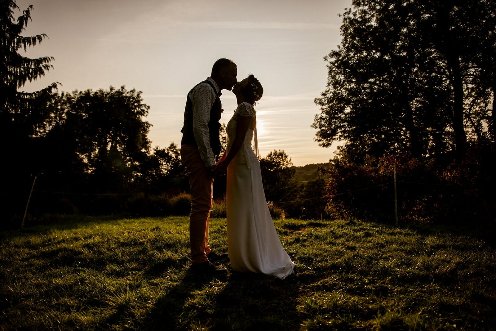 Photographe de mariage bohème à Aurillac