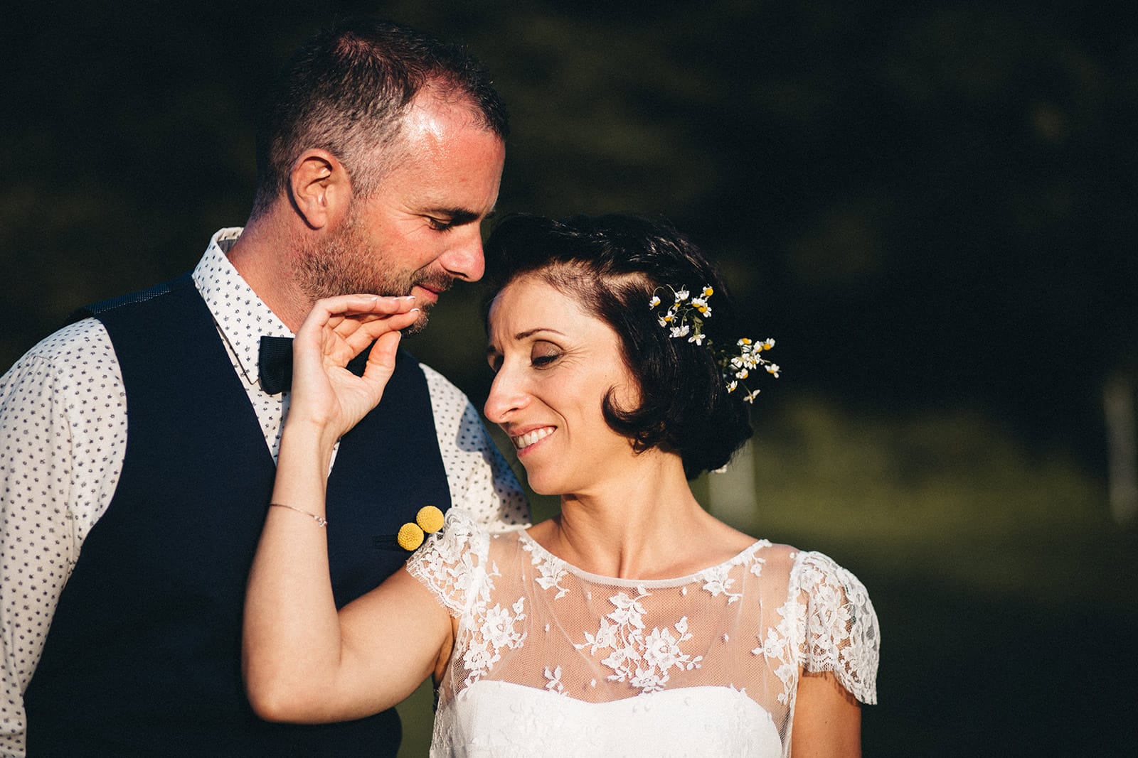 Photographe de mariage bohème à Aurillac