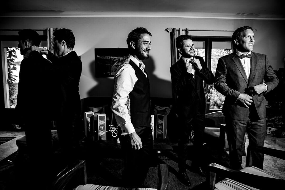 Photographe Mariage dans une maison familiale en Isère Castille ALMA photographe de mariage montagne, photographe de mariage Isère, photographe de mariage authentique