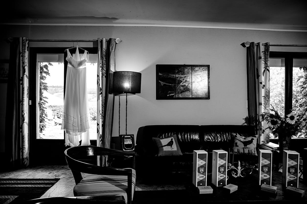 Photographe Mariage dans une maison familiale en Isère Castille ALMA photographe de mariage montagne, photographe de mariage Isère, photographe de mariage authentique