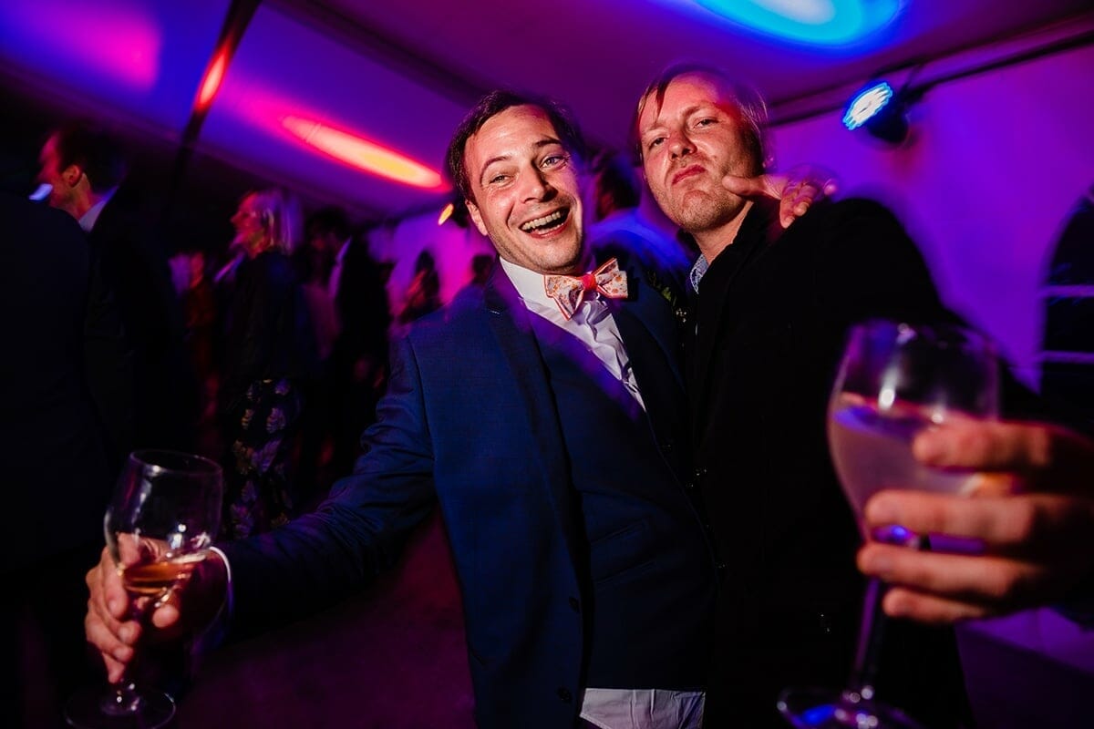 Photographe Mariage dans une maison familiale en bourgogne Castille ALMA photographe de mariage montagne, photographe de mariage bourgogne, photographe de mariage authentique