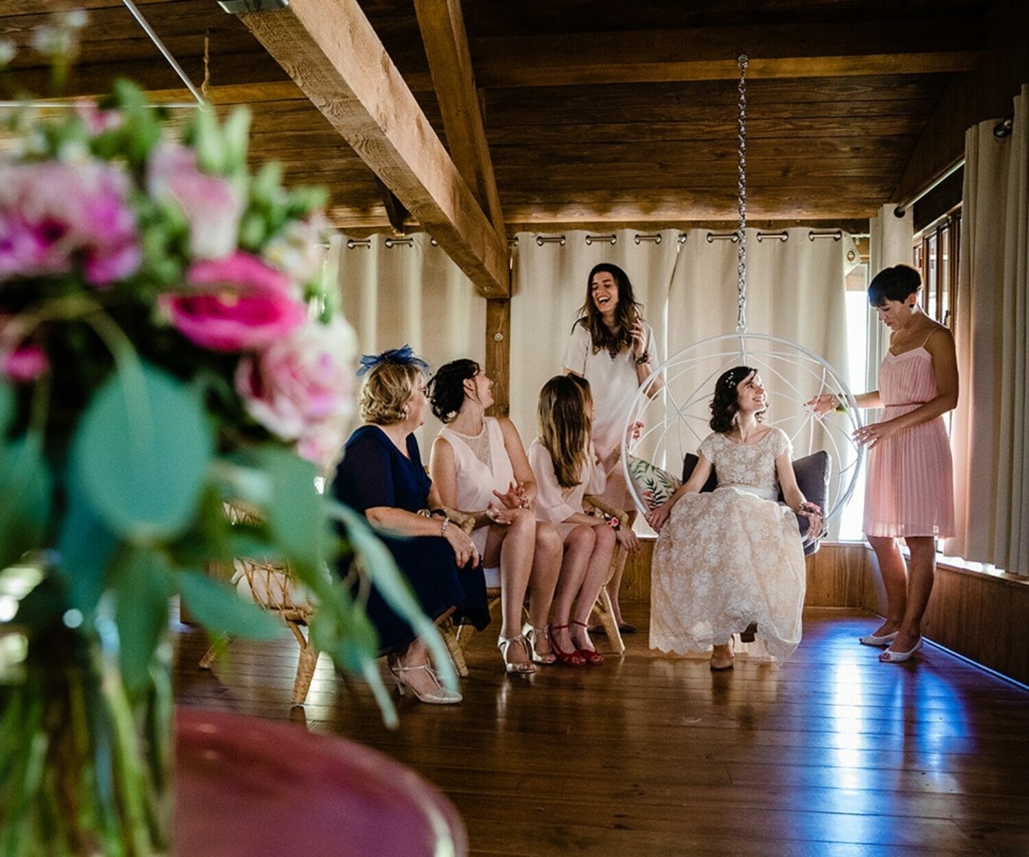 Photographe de mariage au domaine de Duby Riotord. Castille ALMA meilleur photographe de mariage et de reportage de mariage au Domaine de Duby Riotord.