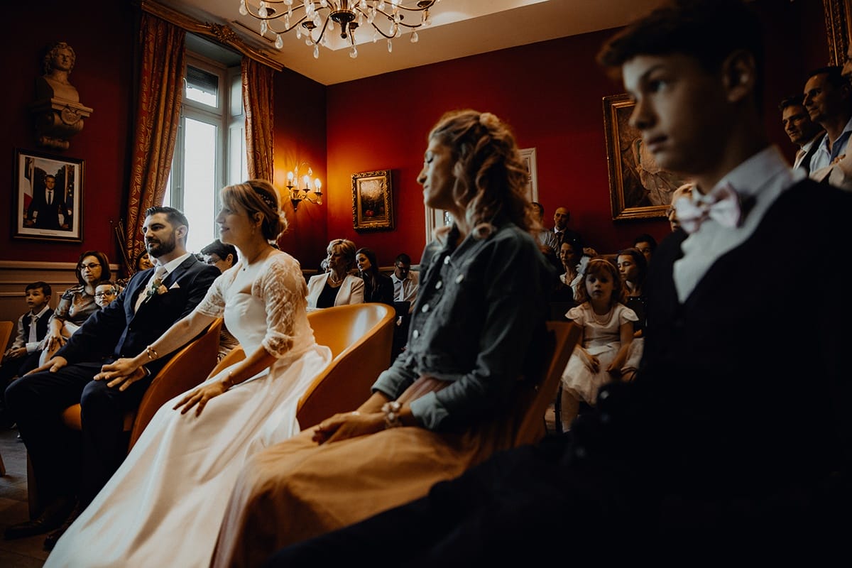 Mariage à la marie de Lyon 2. Castille ALMA photographe de mariage Lyon reportage de mariage en automne. Meilleur photographe de mariage Lyon