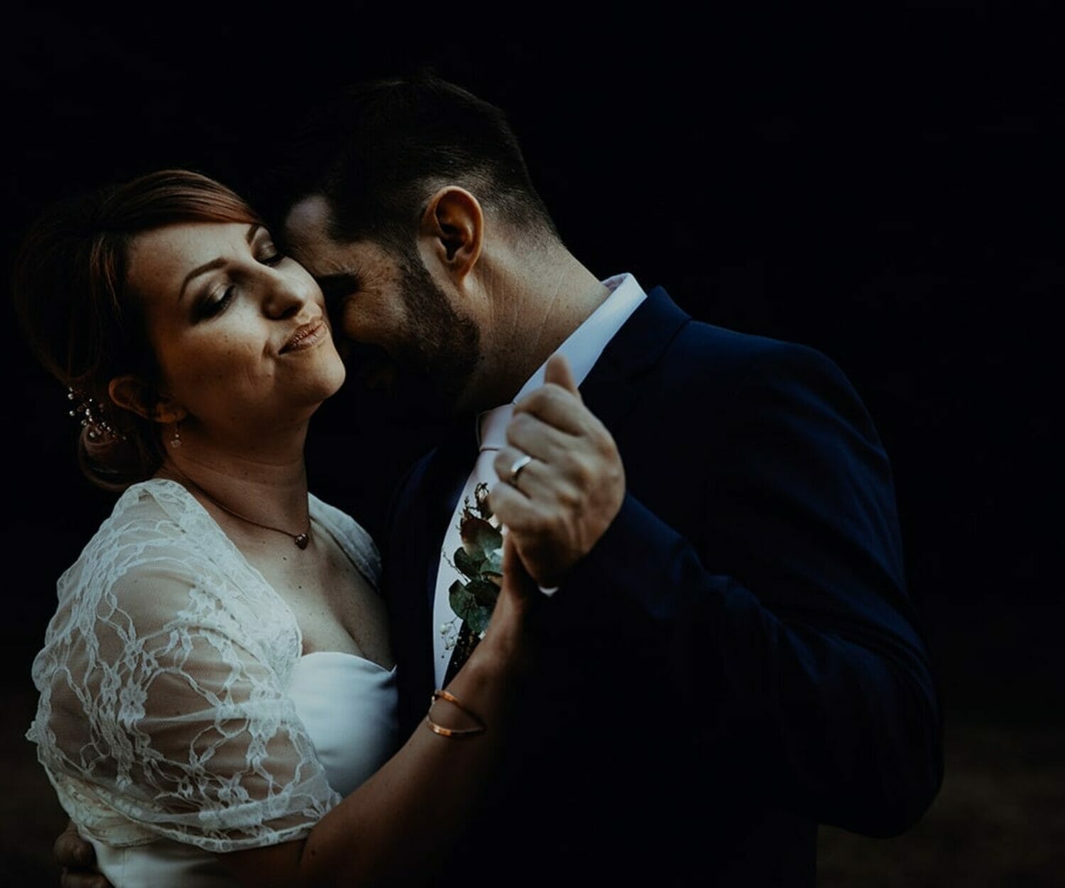 Comment choisir son photographe de mariage 2019 2020 Meilleur photographe de mariage Manoir de la Garde Meilleur photographe de mariage Domaine la Javernière, meilleur photographe de mariage Comptoir Saint Hilaire, Meilleur photographe de mariage Chateau du Sou, Chateau de Saint Trys, Grand Hotel de Vevey, Domaine de Bellevue, Chateau de Pizay, Meilleur photographe Rhône, Meilleur photographe de mariage Lyon, Meilleur phootgraphe de mariage Courchevel, Meilleur photographe de mariage Genève, Meilleur photographe de mariage Grenoble, Aix les Bains, Chalon sur Saone, Nice, Aix les Bains, Valence.