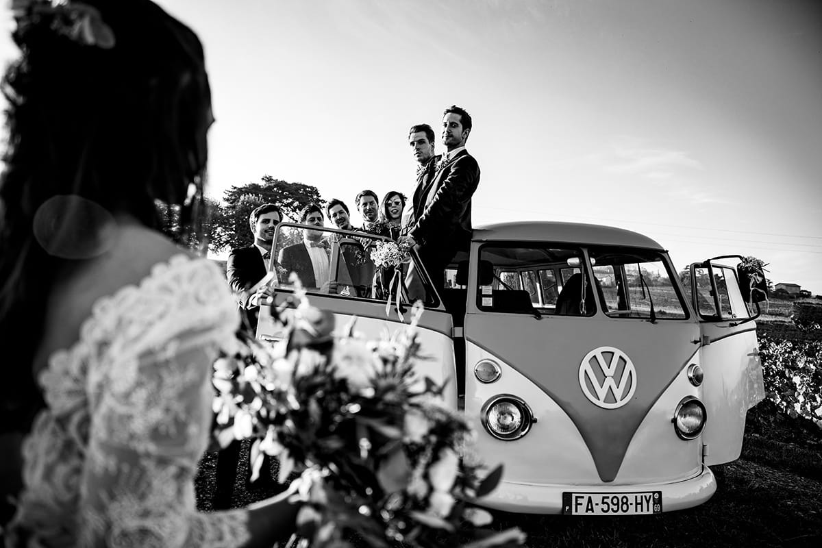 Photographe de mariage au Domaine Morgon la Javernière en automne Castille ALMA meilleur photographe de mariage au domaine de la Javernière.