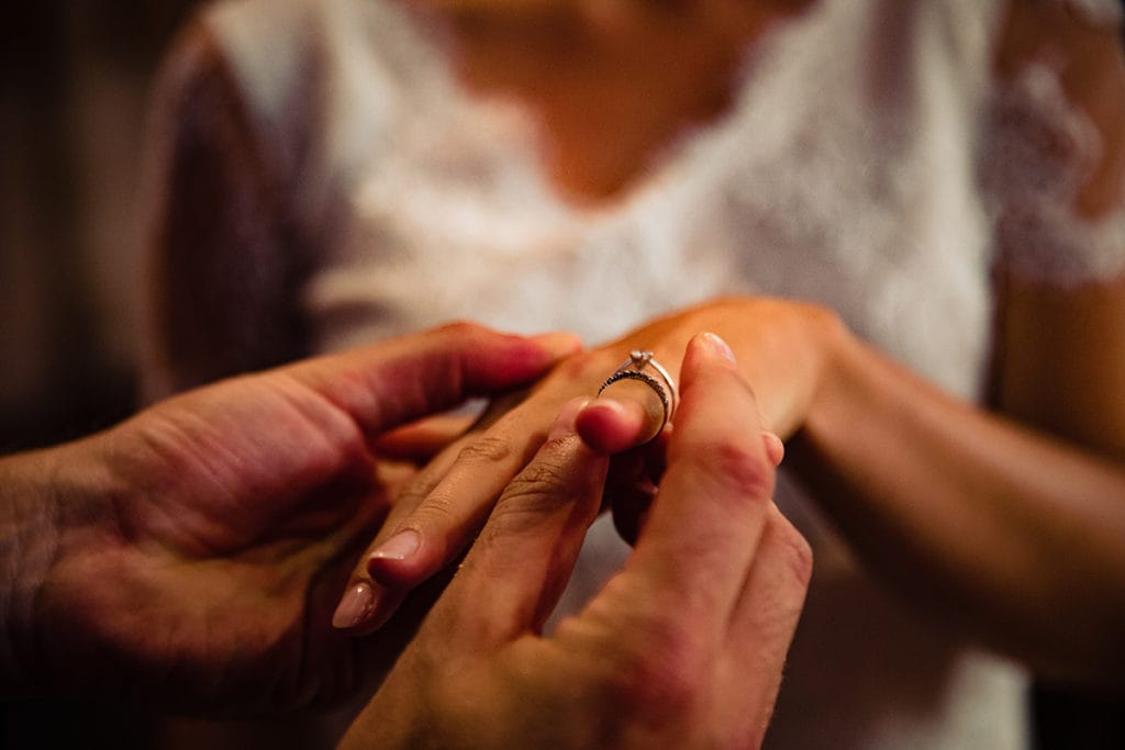 Photographe de mariage Gite de Graves Bastide des Hirondelles, mariage Bohème. Castille ALMA photographe de mariage Rhône