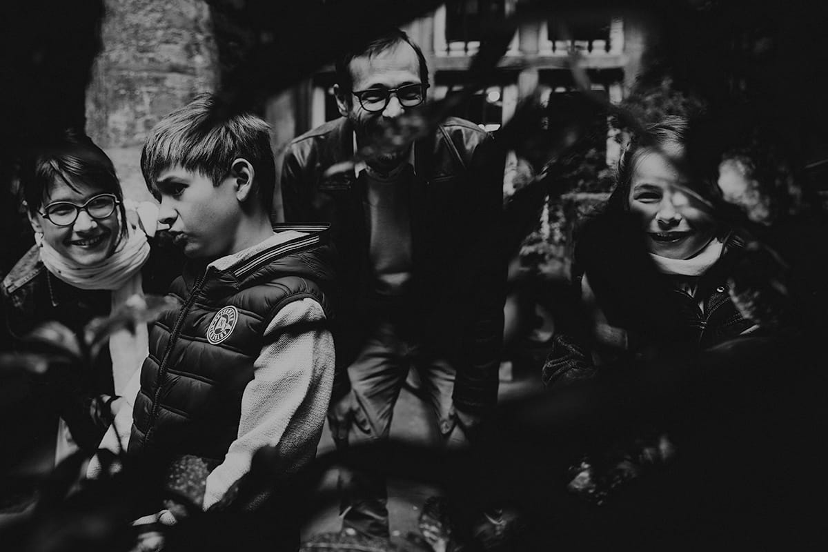 Balade en famille. Photographe famille LYON GENÈVE NICE. Castille ALMA.