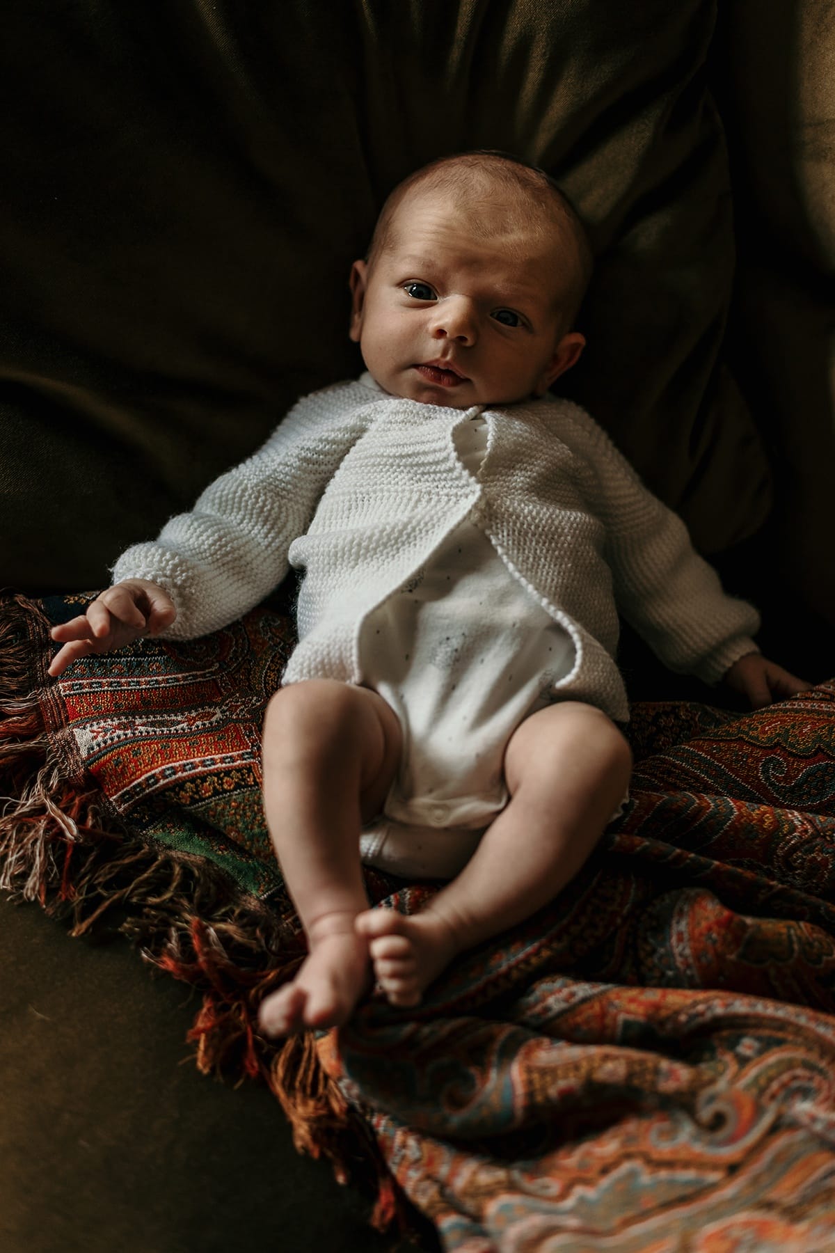 Séance photo nouveau né Lyon. Castille ALMA photographe famille Lyon.