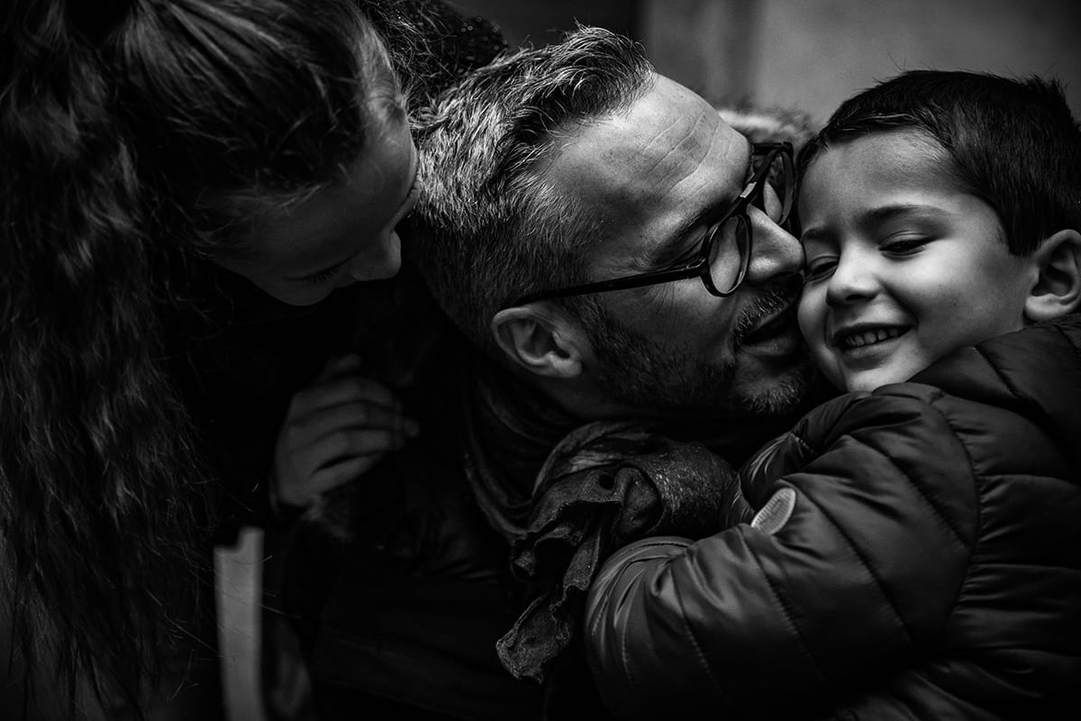 SÉANCE PHOTO FAMILLE VIEUX LYON. Castille ALMA photographe de famille.