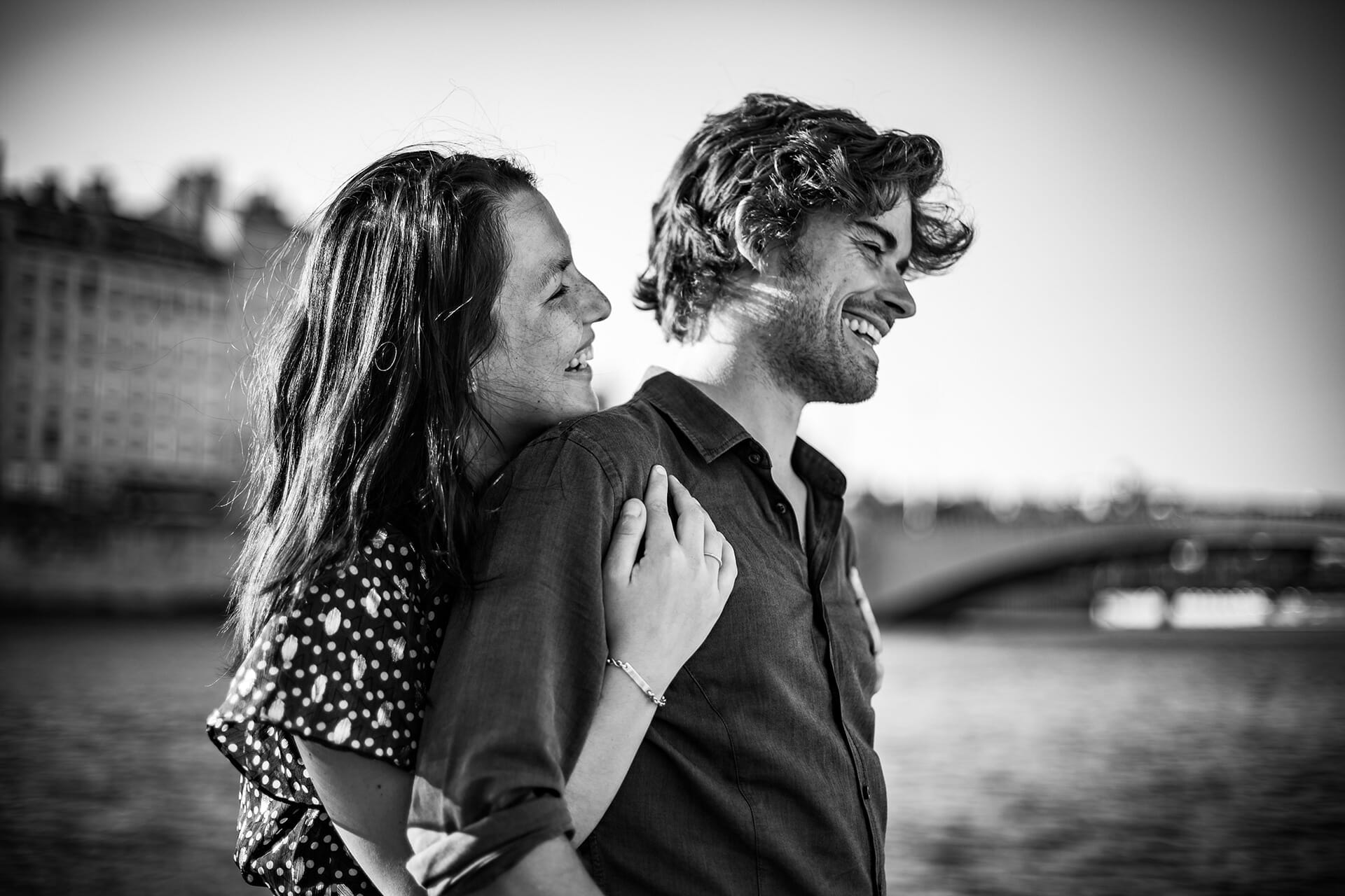 Love session Vieux Lyon. Castille ALMA photographe de mariage Lyon.