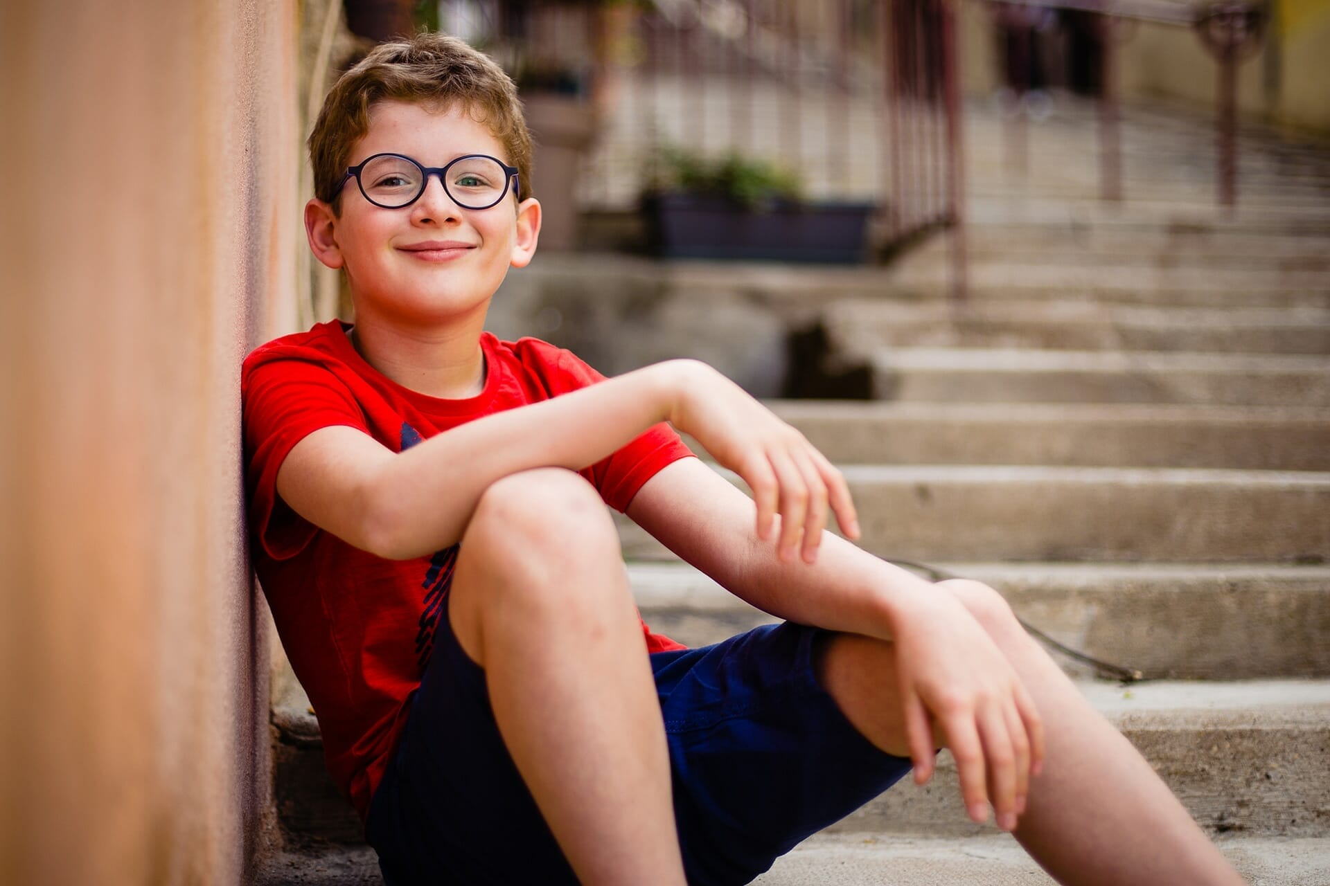 Portrait d'enfant. Castille ALMA photographe de famille.