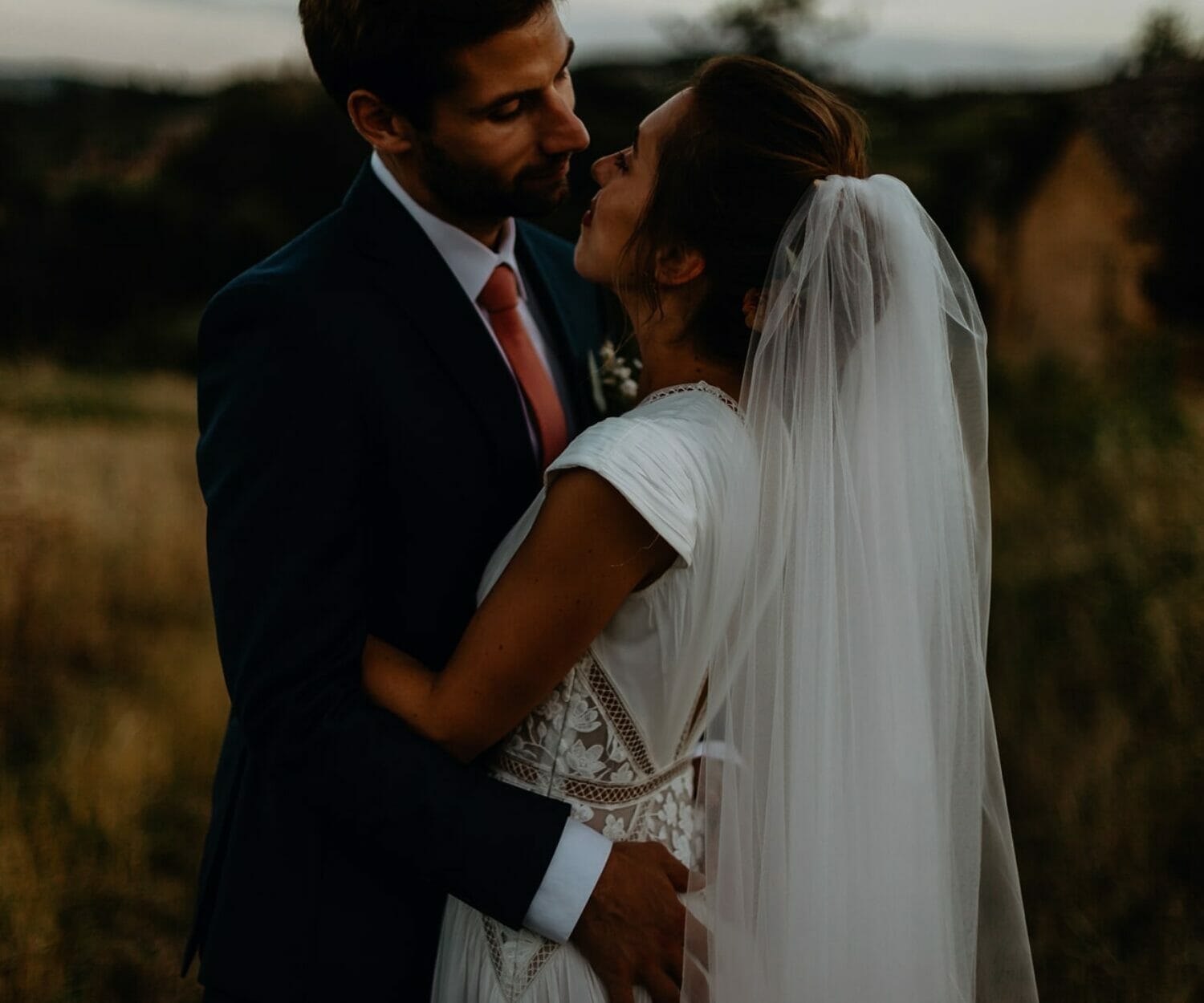 Meilleur photographe de mariage Lyon récompense internationale Wedding photojournalist Association WPJA select award Wedding photography Castille ALMA Photographe de mariage Lyon Wedding photographer Lyon