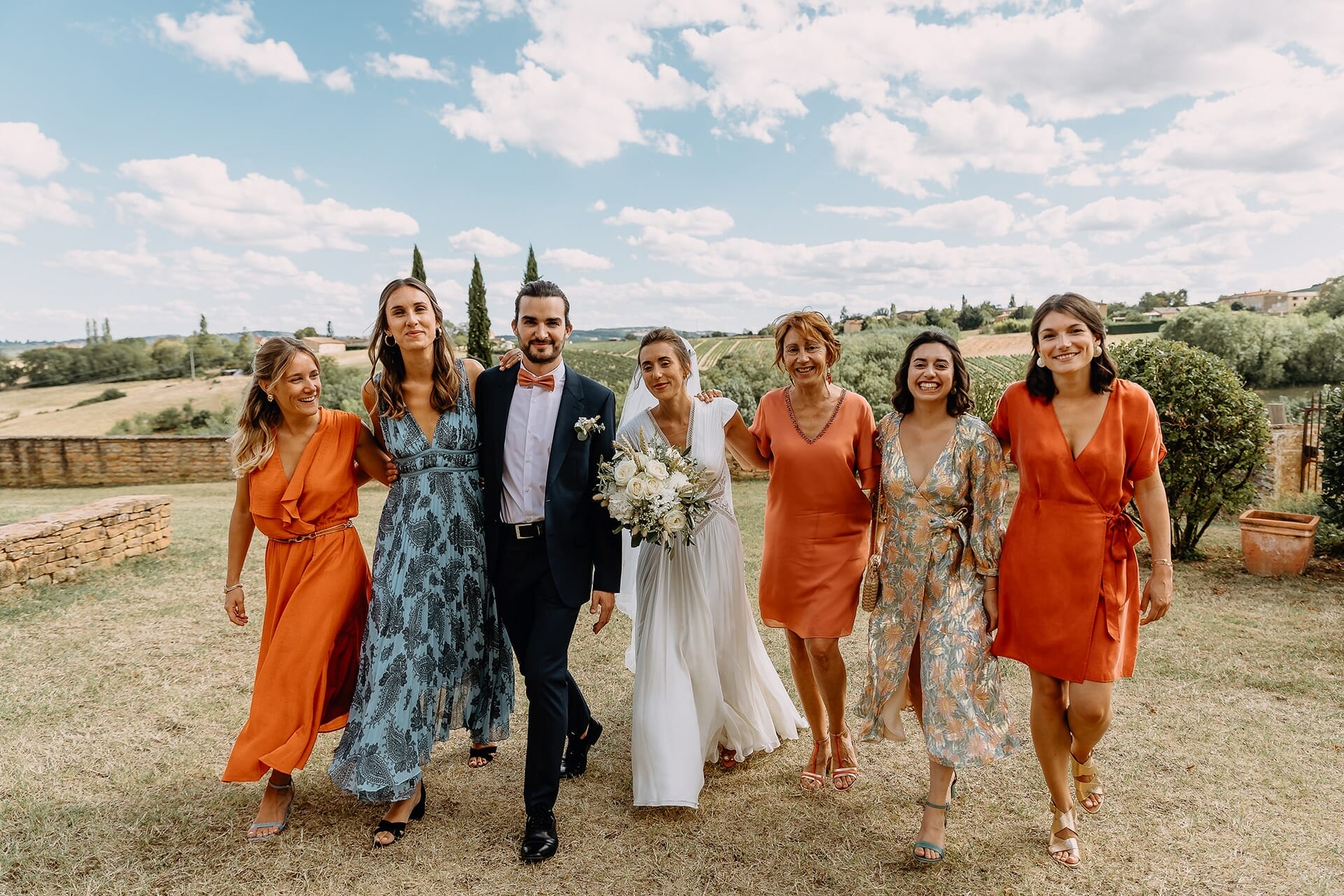 Le planning de mariage Idéal. Meilleur photographe de mariage au Manoir de la garde. Reportage de mariage Castille ALMA