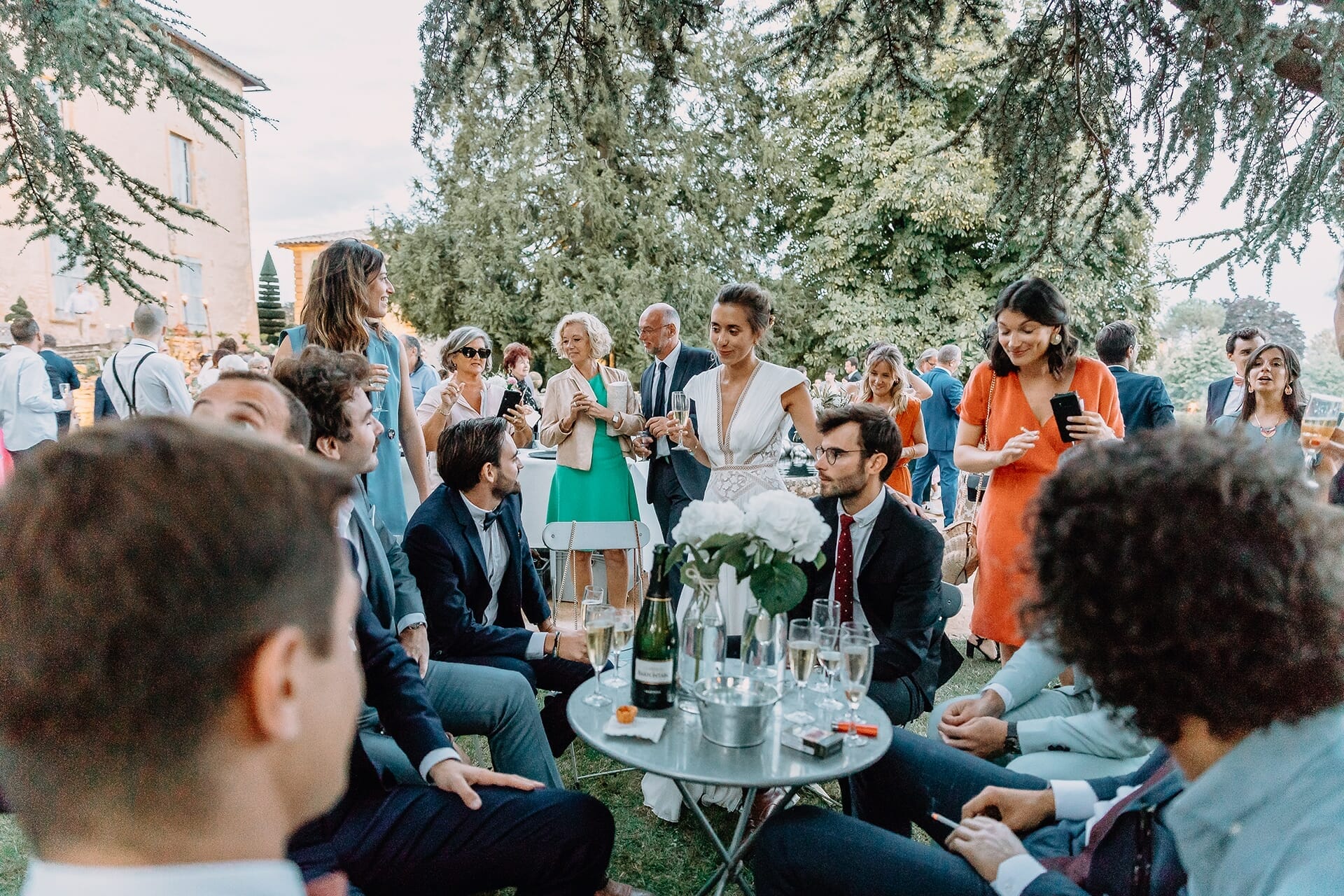 Meilleur photographe de mariage au Manoir de la garde. Reportage de mariage Castille ALMA