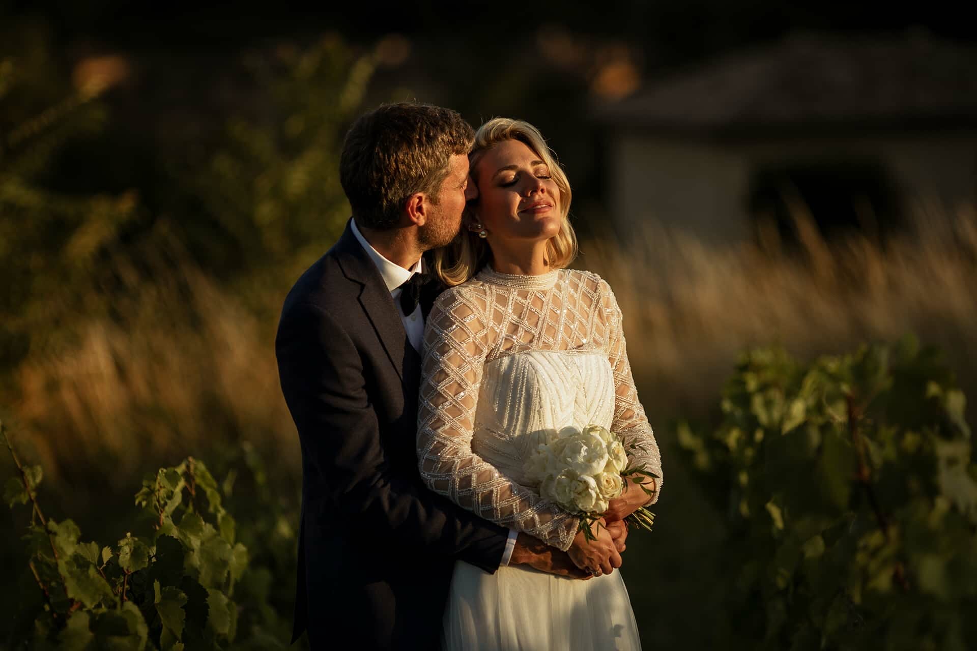 Photographe mariage Lyon 1 Castille Alma photographe de mariage Lyon.Etre plus qu'une belle mariée. @Castillealma photographe de mariage dans le beaujolais