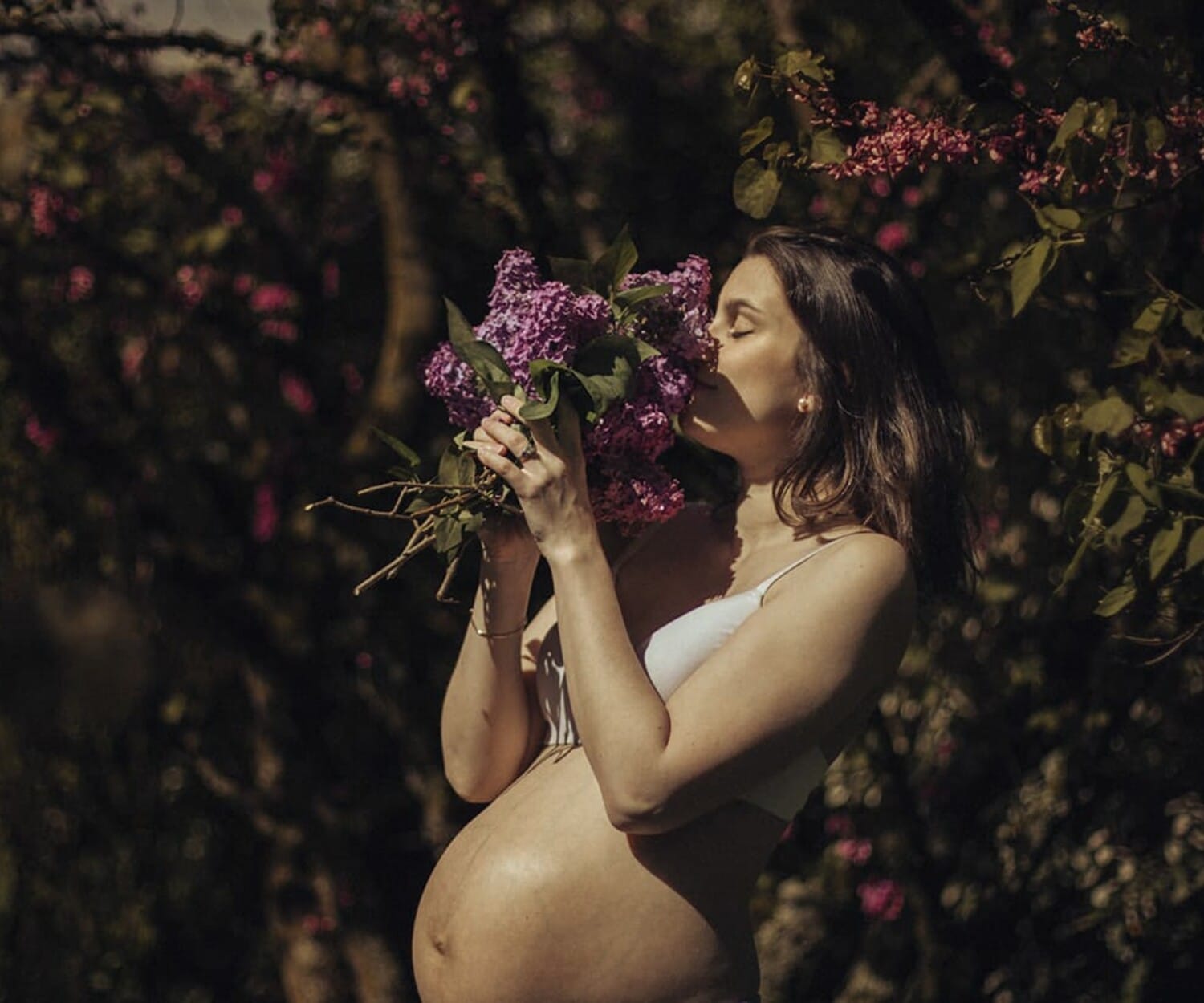 séance grossesse artistique extérieur Lyon